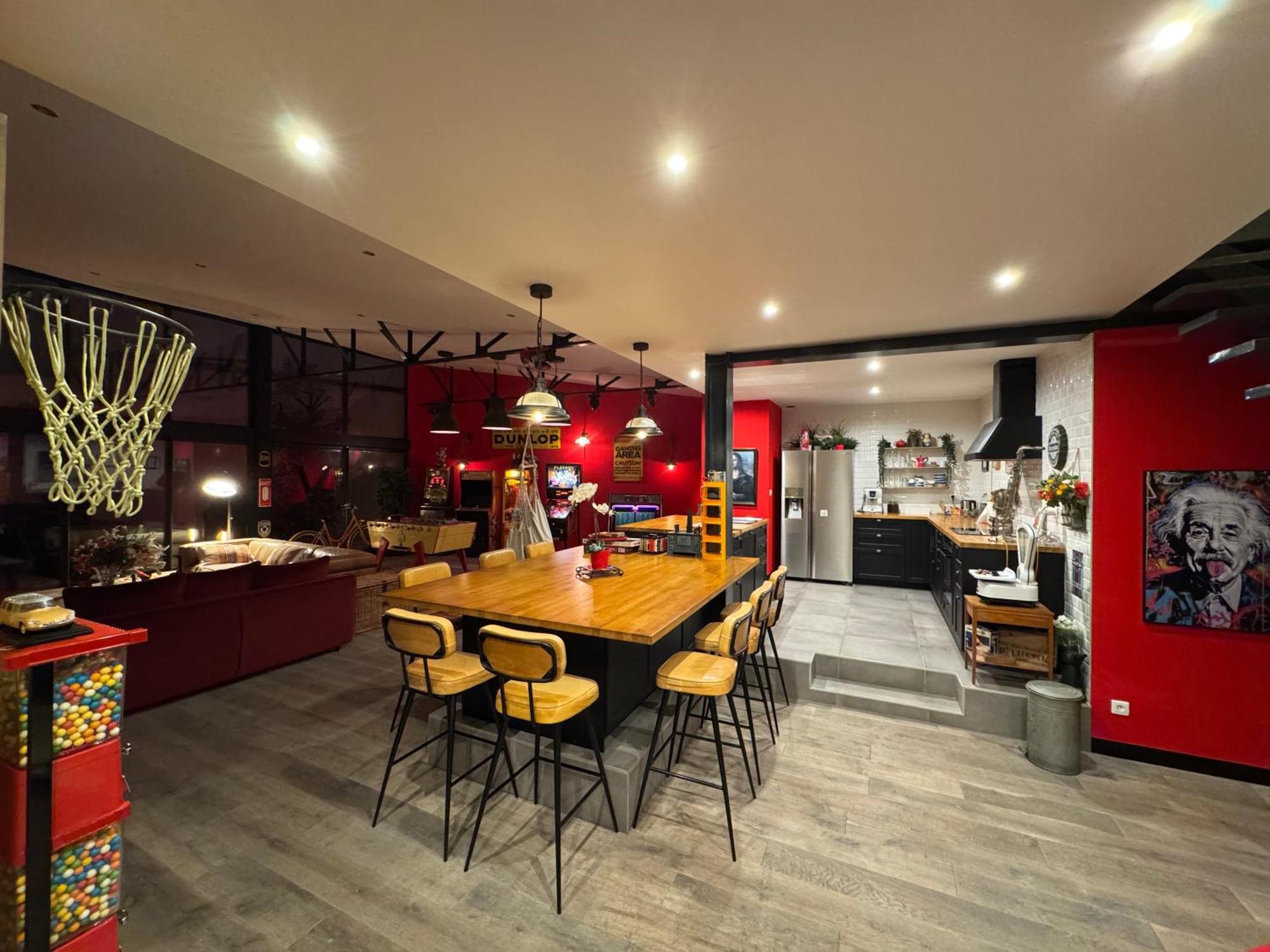 Loft Spa Reims-Fr 250M2 Privatifs, Piscine Interieure Chauffee, Spa Et Parking Exterior photo